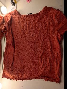 American Eagle Outfitters Rust Crinkle Short Sleeve Top